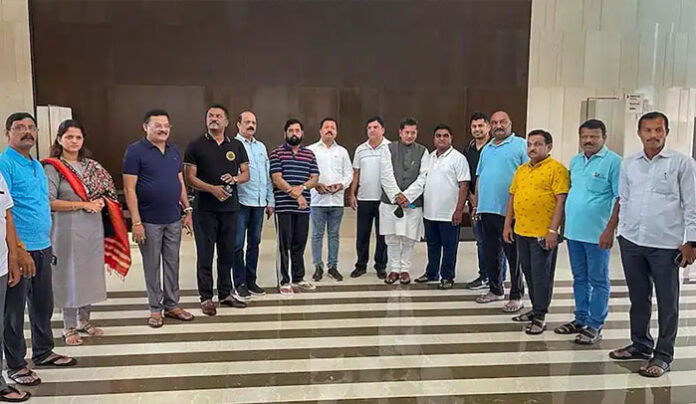 ನಾಳೆ 'ಮಹಾ' ಸರಕಾರಕ್ಕೆ ಅಗ್ನಿಪರೀಕ್ಷೆ: ನಮ್ಮಲ್ಲಿ 50 ಶಾಸಕರಿದ್ದಾರೆ, ಗೆದ್ದೇ ಗೆಲ್ಲುತ್ತೇವೆ ಎಂದ ಏಕನಾಥ ಶಿಂದೆ!
