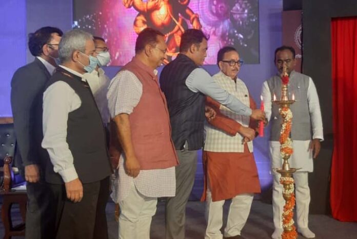 ಮೇಕ್ ಇನ್ ಇಂಡಿಯಾ, ಸ್ಕಿಲ್ ಇಂಡಿಯಾ ಅಭಿಯಾನಕ್ಕೆ ಒತ್ತು ನೀಡಲು ಟೊಯೊಟಾ ದೊಡ್ಡ ಪ್ರಯತ್ನ: ಕೇಂದ್ರ ಸಚಿವ ಡಾ.ಪಾಂಡೆ