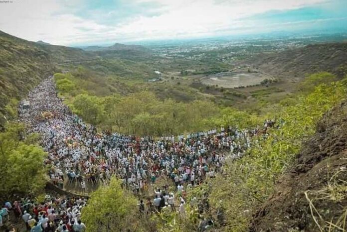 ಕಣ್ಮನಸೆಳೆಯಿತು ಪುಣೆಯಿಂದ ಪಂಡರಪುರಕ್ಕೆ ಸಾಗಿದ ಲಕ್ಷಾಂತರ ಭಕ್ತರ ಪಾದಯಾತ್ರೆ!