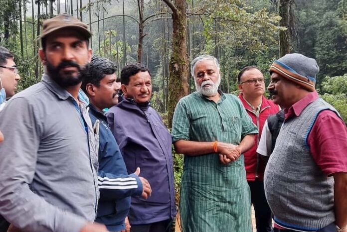 ಭೂಕುಸಿತಕ್ಕೊಳಗಾದ ಪ್ರದೇಶಕ್ಕೆ ಸಚಿವ ಬಿ.ಸಿ.ನಾಗೇಶ್ ಭೇಟಿ