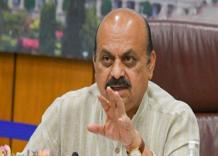 ನಾನು ಒಂದಿಂಚು ಭೂಮಿಯನ್ನು ಬಿಟ್ಟುಕೊಡುವುದಿಲ್ಲ: 'ಮಹಾ' ಸರಕಾರದ ವಿರುದ್ಧ ಗುಡುಗಿದ ಸಿಎಂ ಬೊಮ್ಮಾಯಿ
