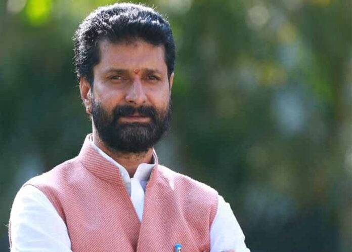 C.T. Ravi