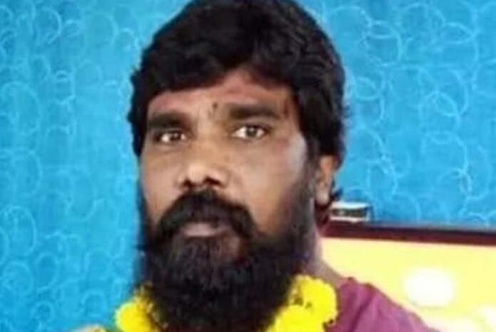 ಹಾಡುಹಗಲೇ ನಗರಸಭೆ ಅಧ್ಯಕ್ಷೆಯ ಪತಿಯ ಬಬ೯ರ ಹತ್ಯೆ