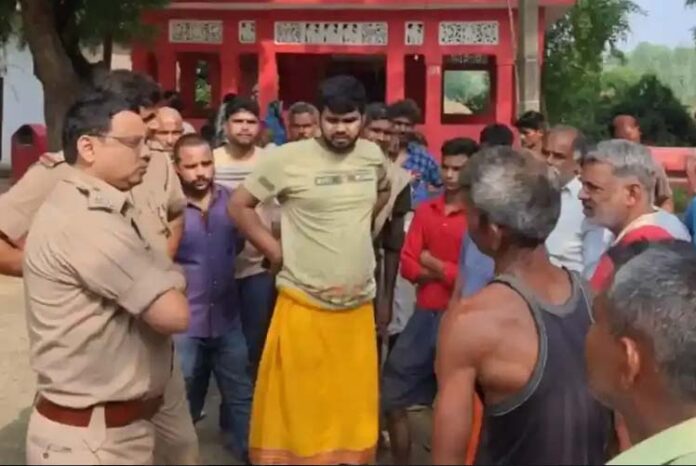 ದೇವಸ್ಥಾನದಲ್ಲಿ ಮಲಗಿದ್ದವನ ಕತ್ತು ಸೀಳಿ ಕೊಂದ ದುಷ್ಕರ್ಮಿಗಳು
