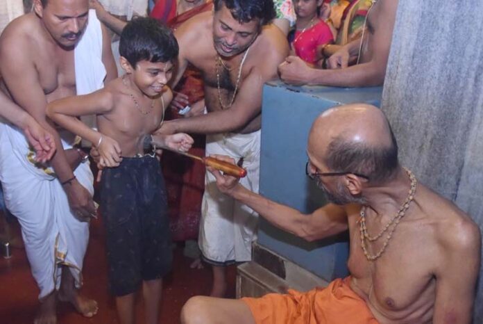 ಶ್ರೀ ಕೃಷ್ಣಮಠದಲ್ಲಿ ಹರಿಶಯನೀ ಏಕಾದಶಿ: ಭಕ್ತಿ ಭಾವದಿಂದ ತಪ್ತ ಮುದ್ರಾಧಾರಣೆ