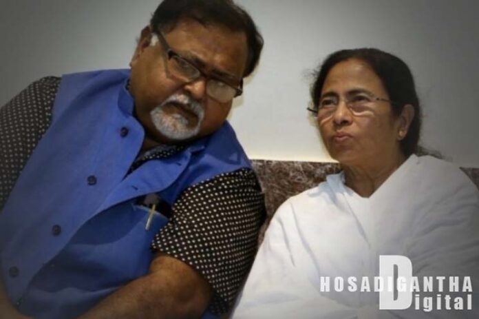 ಶಿಕ್ಷಕರ ನೇಮಕಾತಿ ಹಗರಣ: ಮಾಜಿ ಸಚಿವ ಪಾರ್ಥ ಚಟರ್ಜಿಗೆ ಟಿಎಂಸಿ ಪಕ್ಷದಿಂದಲೇ ಗೇಟ್ ಪಾಸ್