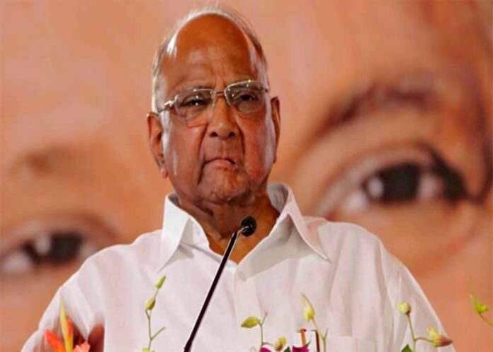 ಮಹಾರಾಷ್ಟ್ರದ ಜನರು 'ರಾಜಕೀಯ ಬದಲಾವಣೆ'ಗಾಗಿ ಹಾತೊರೆಯುತ್ತಿದ್ದಾರೆ ಮತ್ತು ಎಲ್ಲಾ ವಿರೋಧ ಪಕ್ಷಗಳು ಒಂದಾಗಬೇಕು ಎಂದು ಬಯಸುತ್ತಿರುವುದಾಗಿ ನ್ಯಾಷನಲಿಸ್ಟ್‌ ಕಾಂಗ್ರೆಸ್‌ ಪಕ್ಷದ ಮುಖ್ಯಸ್ಥ ಶರದ್‌ ಪವಾರ್‌ ಸೋಮವಾರ ಹೇಳಿದ್ದಾರೆ.