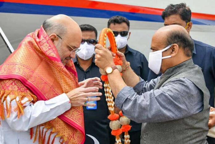 ಜಾತಿ, ಮತ, ಧರ್ಮ ನೋಡದೇ ಹಂತಕರಿಗೆ ಶಿಕ್ಷೆ ಕೊಡಿಸಿ: ಸಿಎಂಗೆ ಶಾ ಸೂಚನೆ