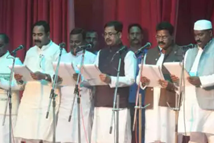 ಪೊಲೀಸರಿಗೆ ಶರಣಾಗಬೇಕಿದ್ದವನು ಈಗ ಈ ರಾಜ್ಯದ ಕಾನೂನು ಸಚಿವ!