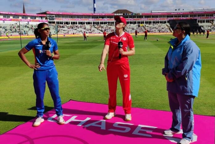 ಕಾಮನ್​ವೆಲ್ತ್: ಭಾರತ-ಇಂಗ್ಲೆಂಡ್ ಸೆಮಿಫೈನಲ್, ಟಾಸ್​ ಗೆದ್ದು ಬ್ಯಾಟಿಂಗ್ ಆಯ್ದುಕೊಂಡ ಕೌರ್