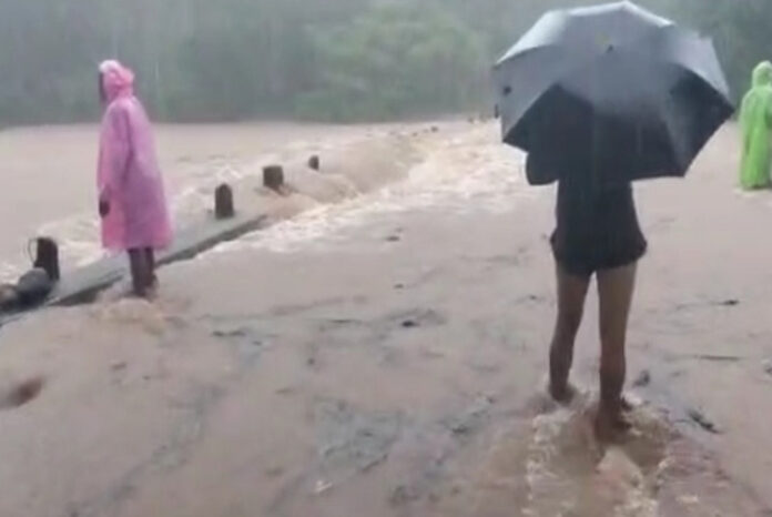 ಧಾರಾಕಾರ ಮಳೆ: ಕೊಡಗಿನಲ್ಲಿ ರೆಡ್ ಅಲರ್ಟ್ ಘೋಷಣೆ