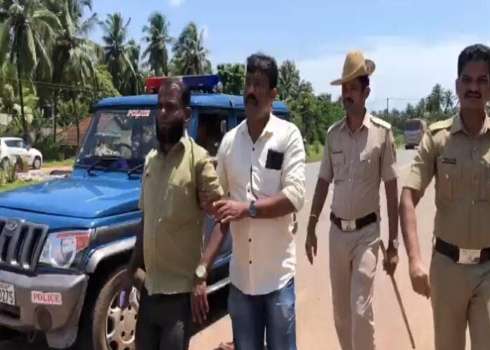 NIA RAID | ಎನ್‌ಐಎ ದಾಳಿ ವಿರೋಧಿಸಿ ಕಾಪುವಿನಲ್ಲಿ ರಸ್ತೆ ತಡೆ