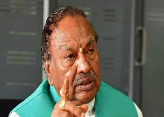 ಕಾಂಗ್ರೆಸ್ ಸರ್ಕಾರ ಐದು ಗ್ಯಾರಂಟಿಗಳಿಗೆ ಎಲ್ಲಿಂದ ಹಣ ಹೊಂದಾಣಿಕೆ ಮಾಡುತ್ತದೆ ಎನ್ನುವ ಕುರಿತು ಶ್ವೇತ ಪತ್ರ ಹೊರಡಿಸಬೇಕು. ಅಂದಾಗ ಮಾತ್ರ ಈ ಐದೂ ಗ್ಯಾರಂಟಿಗಳು ಜಾರಿಗೆ ಆಗುತ್ತವೆ ಎನ್ನುವ ಕುರಿತು ಜನತೆಗೆ ನಂಬಿಕೆ ಬರುತ್ತದೆ ಎಂದು ಮಾಜಿ ಸಚಿವ ಕೆ.ಎಸ್.ಈಶ್ವರಪ್ಪ ಕಾಂಗ್ರೆಸ್ ನಾಯಕರಿಗೆ ಹೇಳಿದರು.