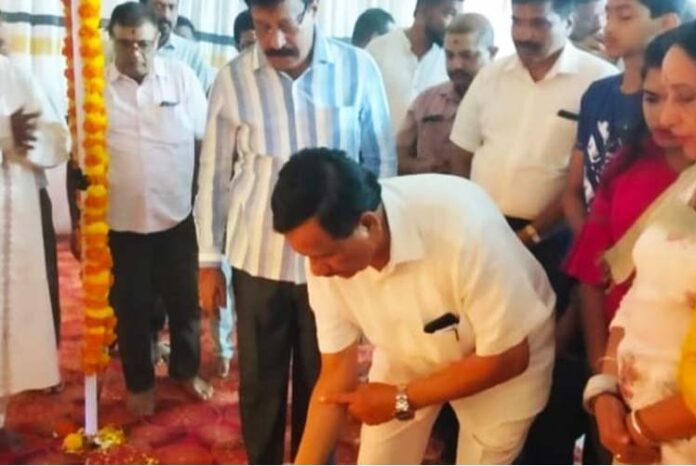 ಚಾಮುಂಡೇಶ್ವರಿ ಪೂಜೆಯೊಂದಿಗೆ ಗೋಣಿಕೊಪ್ಪ ದಸರಾ ಆರಂಭ
