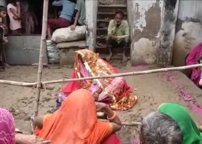 ತನ್ನ ಸಾವಿನ ದಿನ ನಿಗದಿ ಮಾಡಿ, ಜಗುಲಿ ಮೇಲೆ ಕೂತ ಅಜ್ಜಿ, ಇವರನ್ನು ನೋಡೋಕೆ ಮುಗಿಬಿದ್ದ ಜನ!