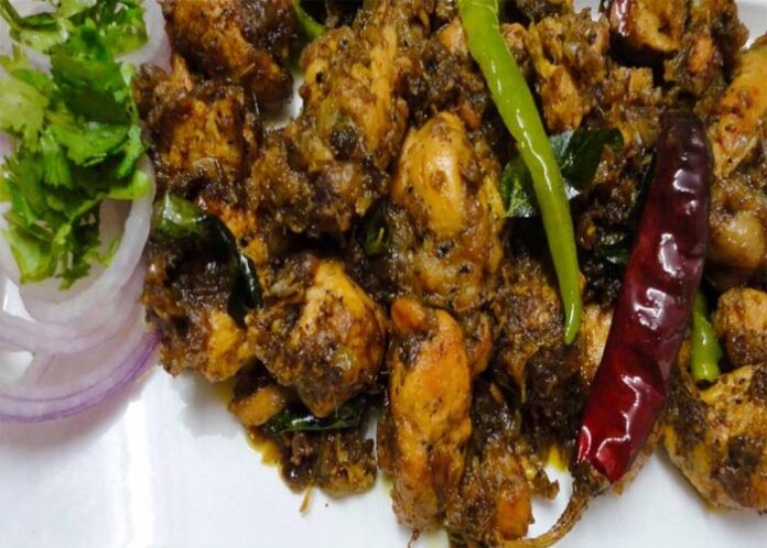 ಚಿಕನ್ ಪೆಪ್ಪರ್ ಡ್ರೈ ಮಾಡೋಕೆ ಬೇಕಿರೋದು ನಾಲ್ಕು ಪದಾರ್ಥ ಮಾತ್ರ.. ಬ್ಯಾಚುಲರ್ಸ್ ರೆಸಿಪಿ ಇಲ್ಲಿದೆ..