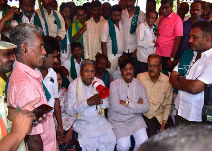 ಸಿಎಂ ಬಸವರಾಜ ಬೊಮ್ಮಾಯಿ ಮಾತು ಕೊಟ್ಟಂತೆ ನಡೆಯಲಿಲ್ಲ: ಸಿದ್ದರಾಮಯ್ಯ ಆರೋಪ