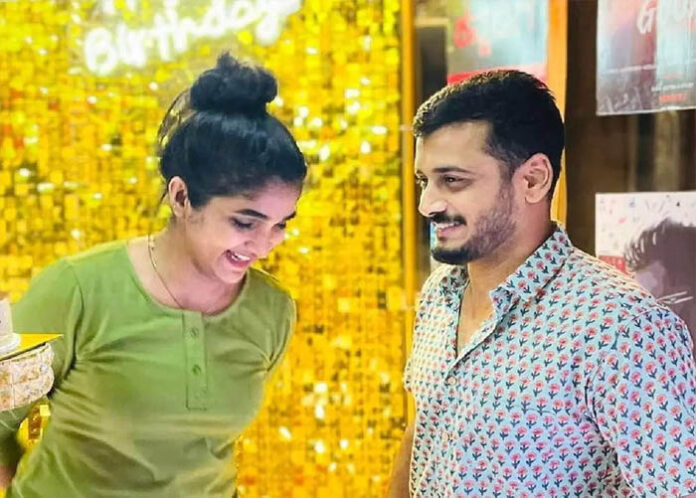 BIG BOSS | ಅರವಿಂದ್ ನೋಡಿ ನಾಚಿ ನೀರಾದ ದಿವ್ಯಾ, ದೊಡ್ಮನೆಯಲ್ಲಿ ಎರಡು ಸರ್‌ಪ್ರೈಸ್!