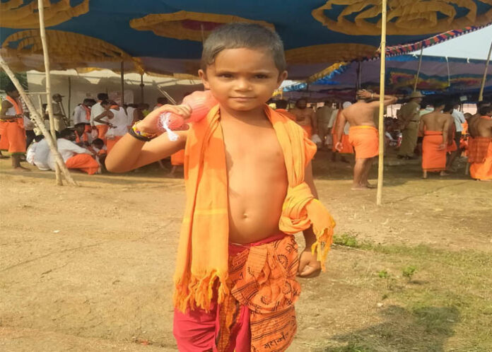 ಹನುಮ ಮಾಲೆ ಧರಿಸಿದ ಪುಟಾಣಿಗಳು