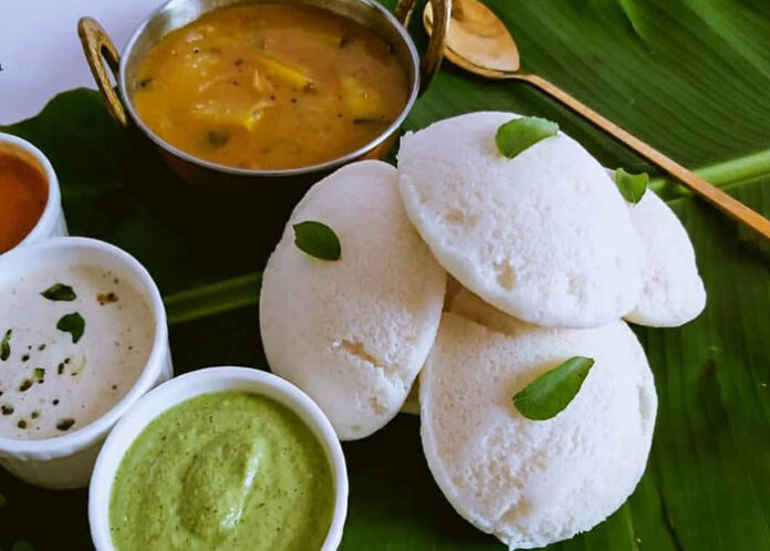 ಮಲ್ಲಿಗೆ ಇಡ್ಲಿ, ಮಸಲಾ ಚಟ್ನಿ ತಿಂಡಿಗೆ ಬೆಸ್ಟ್ ಕಾಂಬಿನೇಷನ್, ಇದನ್ನು ಮಾಡೋದು ಹೇಗೆ ನೋಡಿ..