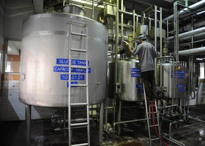 CAMEL MILK | ಗುಜರಾತ್‌ನಲ್ಲಿ ಏಷ್ಯಾದ ಮೊದಲ ಒಂಟೆ ಹಾಲು ಸಂಸ್ಕರಣಾ ಘಟಕ ಆರಂಭ