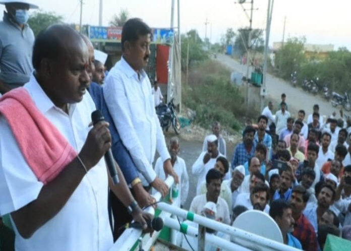 ಪ್ರಧಾನಿ ರಾಜ್ಯಕ್ಕೆ ಬರ‍್ತಾರೆ, ಹೋಗ್ತಾರೆ ಇದೇನು ಲಗೋರಿ ಆಟನಾ? ಎಚ್‌ಡಿಕೆ ವ್ಯಂಗ್ಯ