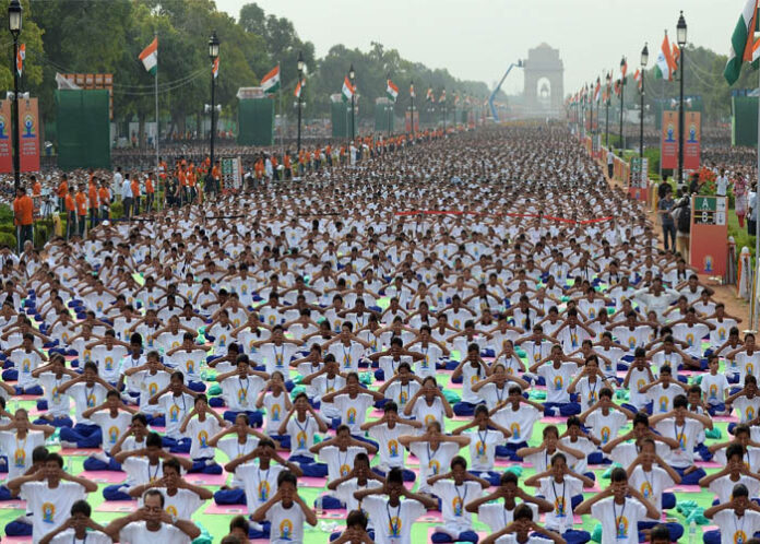 ವಿಶ್ವದಾಖಲೆಗಾಗಿ ರಾಜ್ಯಾದ್ಯಂತ ಯೋಗಥಾನ್