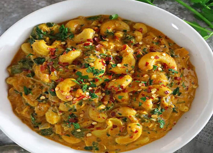 GOOD FOOD | ಚಪಾತಿ, ರೊಟ್ಟಿಗೆ ಟೇಸ್ಟಿ ಕ್ಯಾಪ್ಸಿಕಂ-ಕ್ಯಾಶ್ಯೂ ಕರ್ರಿ.. ಹೀಗೆ ಮಾಡಿ ನೋಡಿ..