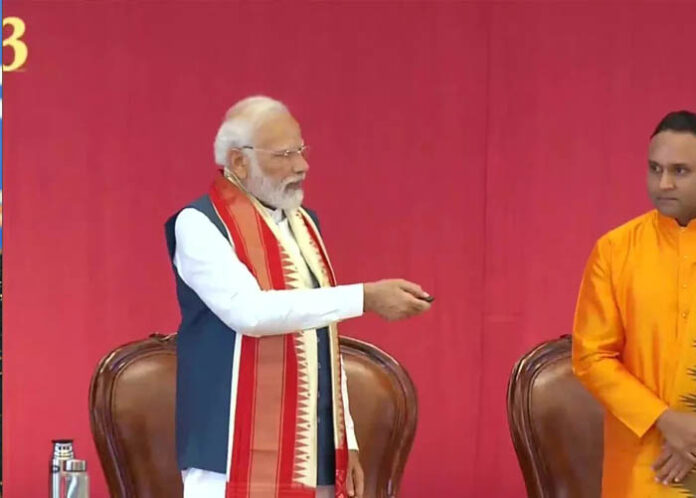 I am lucky to have touched the pulse of a great person like Visvesvaraya: PM Modi