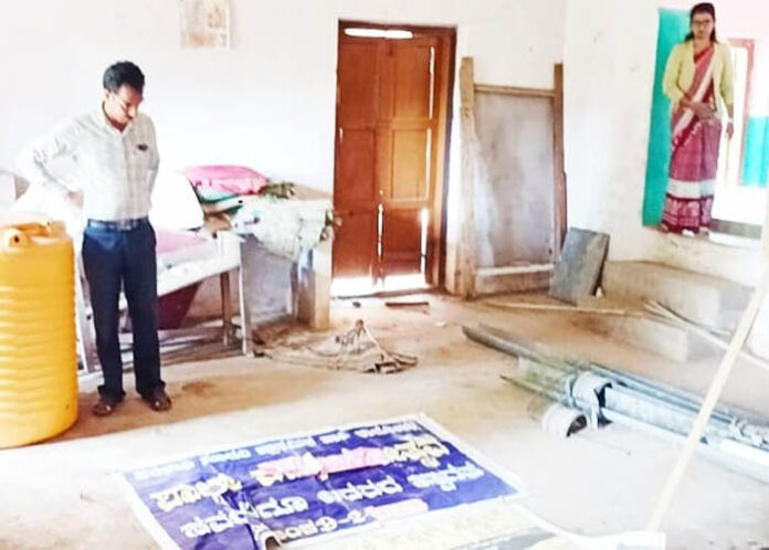 ಮೋಜು ಮಸ್ತಿಗಾಗಿ ಶಾಲೆಯನ್ನೂ ಬಿಡದ ದುಷ್ಕರ್ಮಿಗಳು