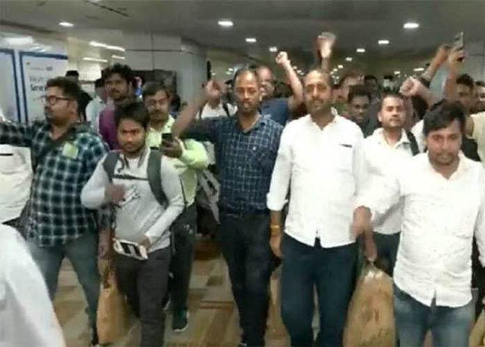 'ಆಪರೇಷನ್ ಕಾವೇರಿ', ದೆಹಲಿಗೆ ವಿಮಾನದಲ್ಲಿ ಆಗಮಿಸಿದ 360 ಭಾರತೀಯರ ಮೊದಲ ತಂಡ